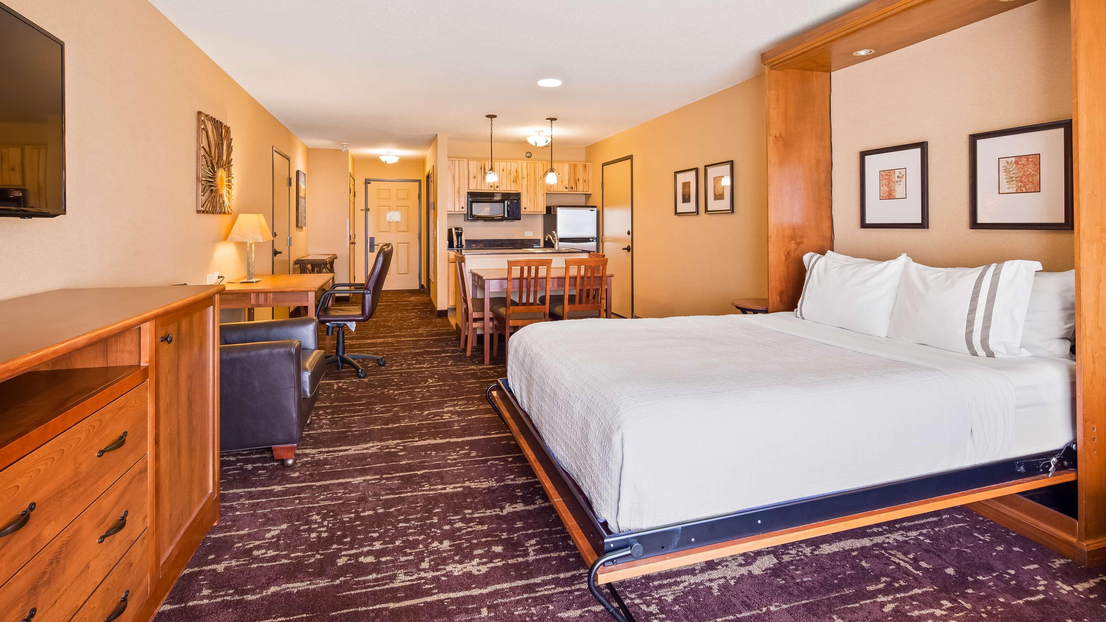 Best Western Premier The Lodge On Lake Detroit Детройт Лейкс Екстериор снимка