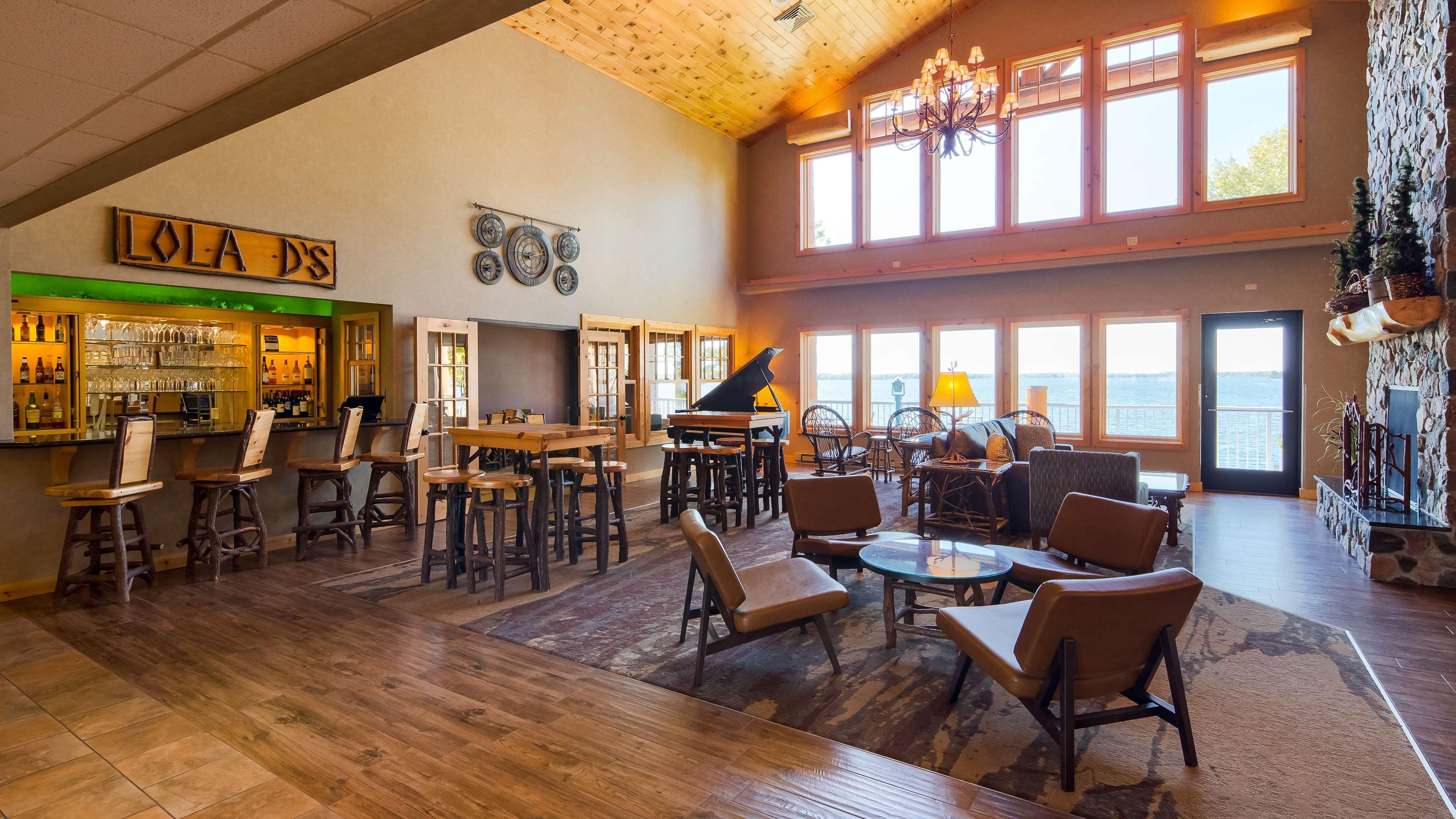 Best Western Premier The Lodge On Lake Detroit Детройт Лейкс Екстериор снимка