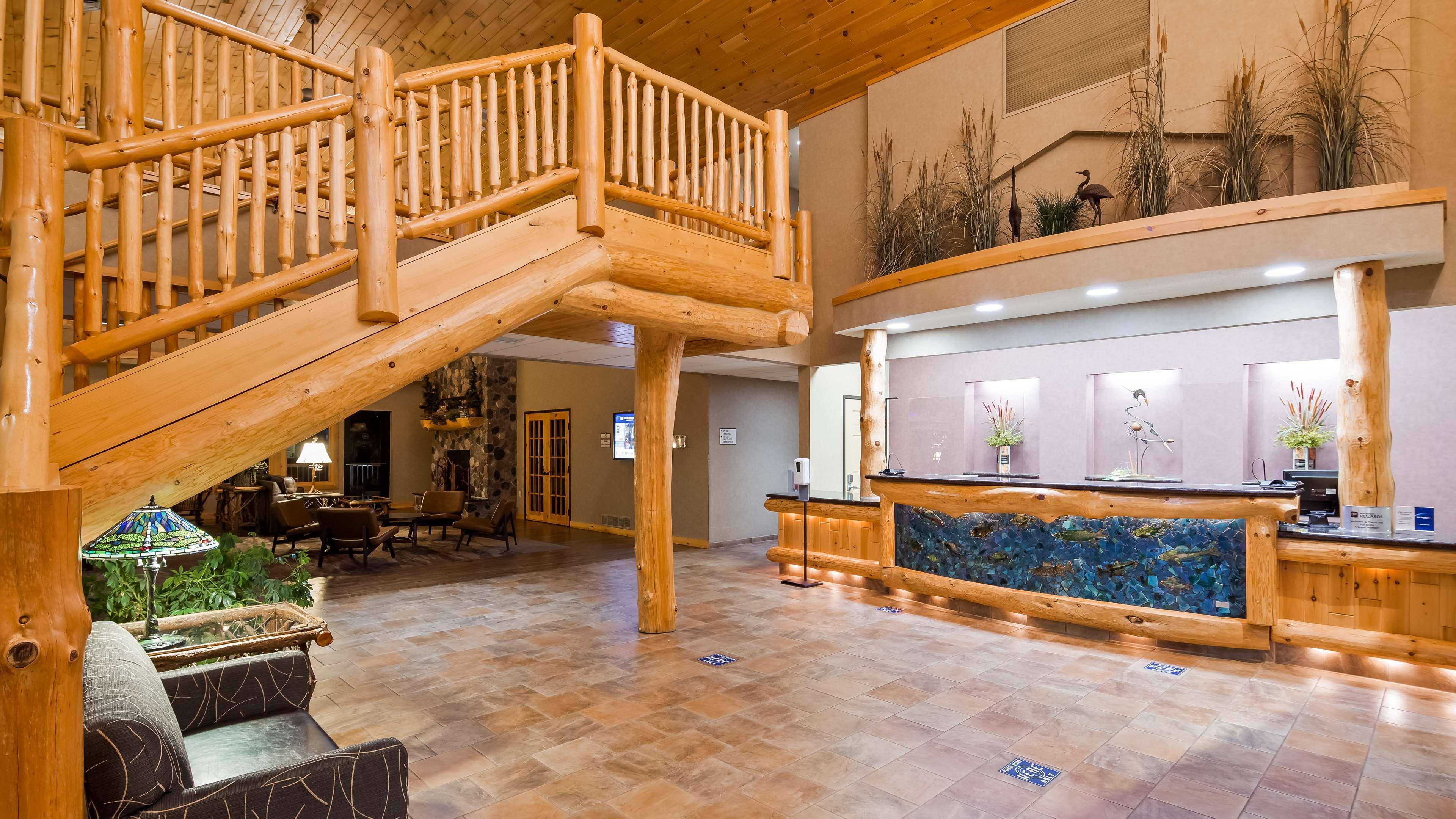 Best Western Premier The Lodge On Lake Detroit Детройт Лейкс Екстериор снимка